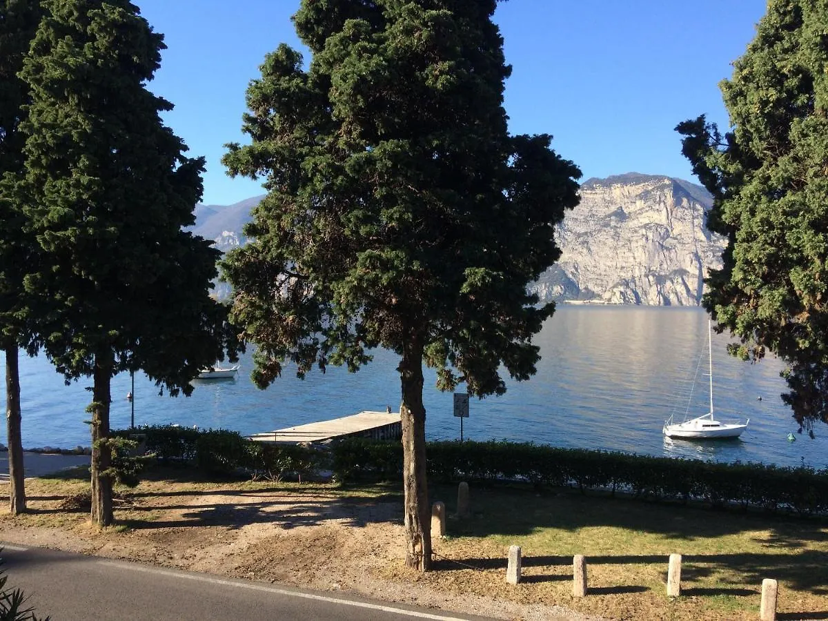 Apartment Appartamento Fiocco Malcesine Italy